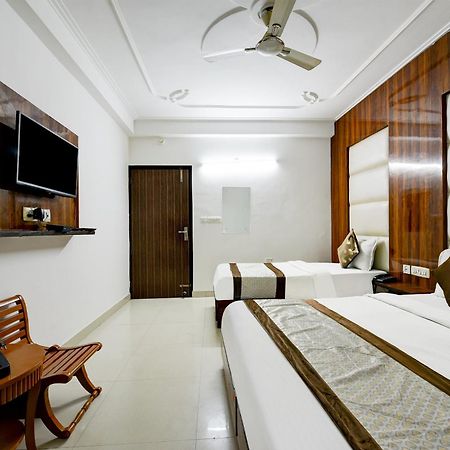 Airport Hotel Kiara - New Delhi Airport Dış mekan fotoğraf