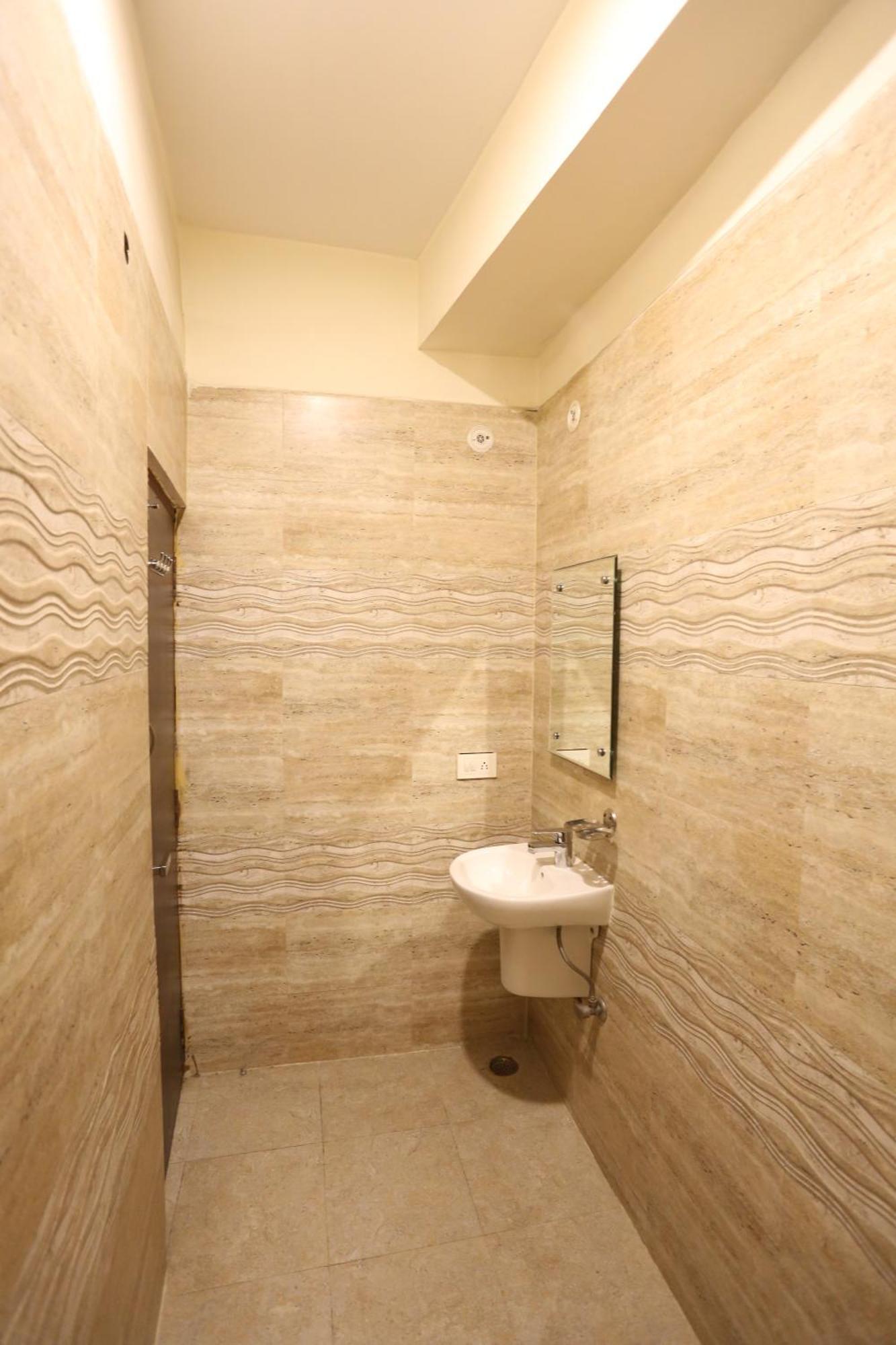 Airport Hotel Kiara - New Delhi Airport Dış mekan fotoğraf