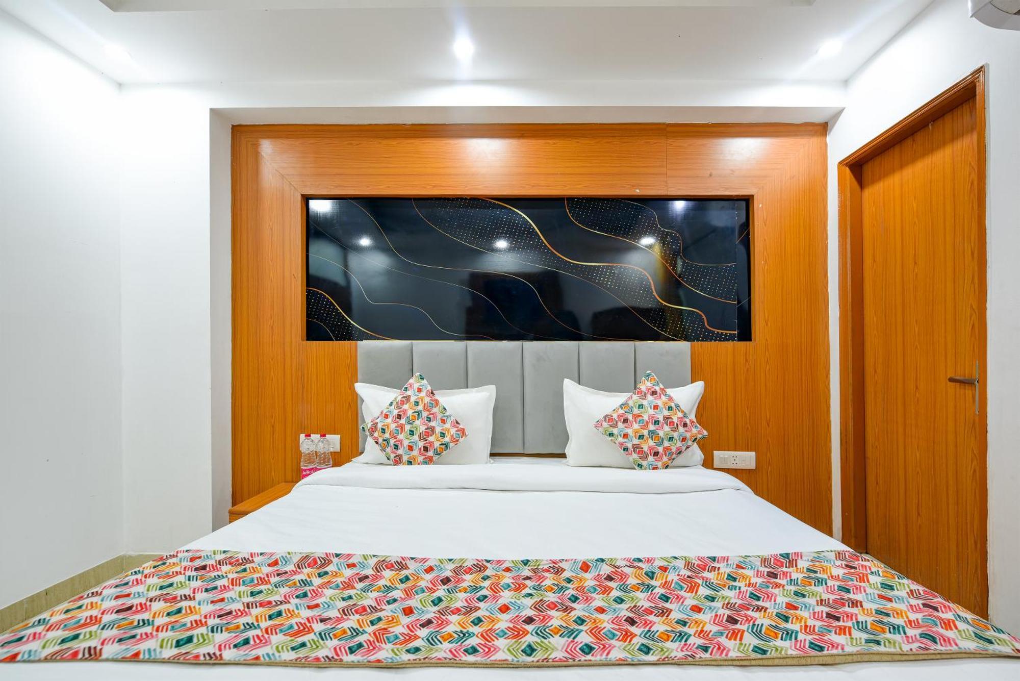 Airport Hotel Kiara - New Delhi Airport Dış mekan fotoğraf