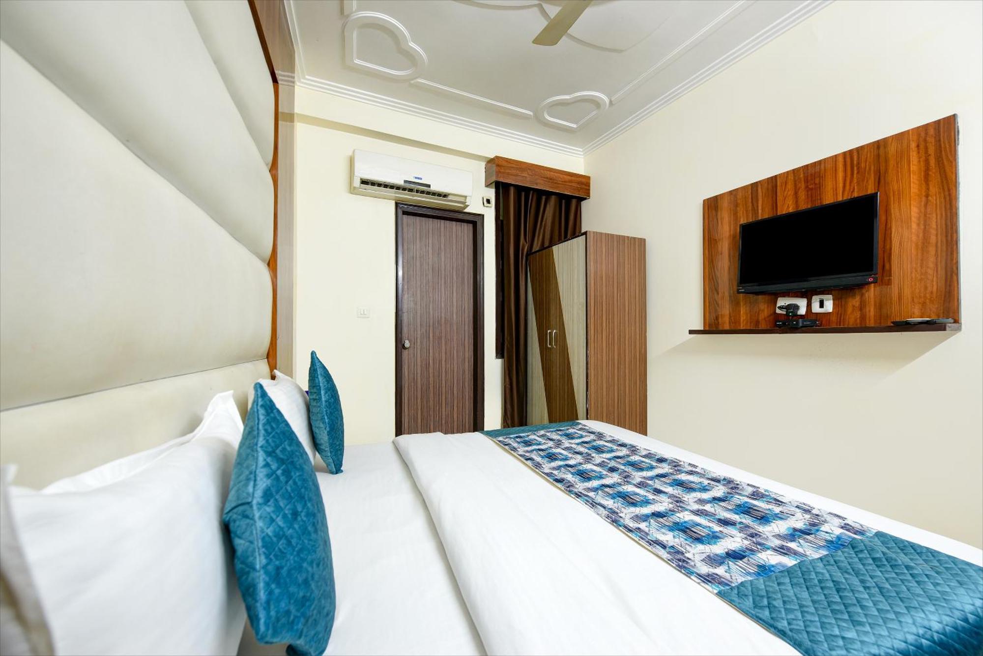 Airport Hotel Kiara - New Delhi Airport Dış mekan fotoğraf